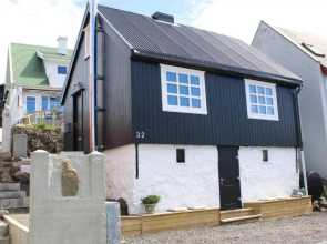 Two Bedroom Vacation Home In The Center Of Tórshavn