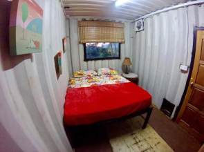 Honey Badger Hut Langkawi - Hostel