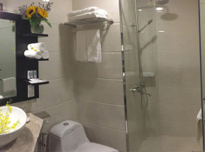 Sunrise Central Hotel