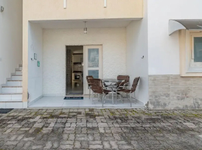 House With Pool and Barbecue Porto S. - BA Flo001