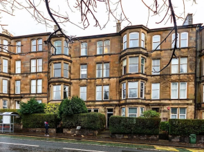 Incredible Victorian 4 Bedroom Apartment