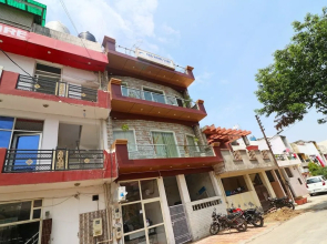 OYO 37492 Fab Home Stay