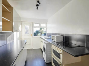 Host Stay Coquet House