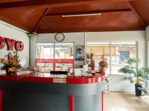 OYO 211 Seruni Guest House