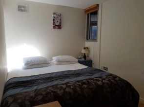 Modern 2 Bedroom Apartment