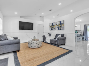 Gorgeous Lake Worth Beach House 4 Bedroom Home by RedAwning