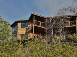 A View For All Seasons - Five Bedroom Cabin