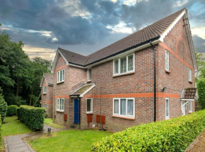 Sublime Stays Thornhill 1 Bed Apartment Crawley