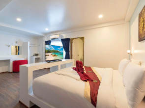 Crystal Bay Beach Resort