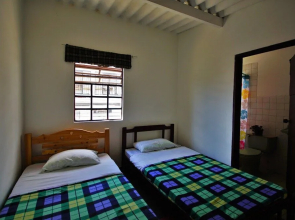 Hostal de la Pola - Hostel