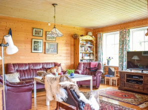 Awesome Home in Lonevåg With 4 Bedrooms and Wifi