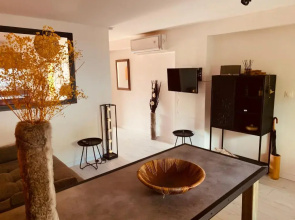 DOMENJOD T1 avec terrasse et jardinet