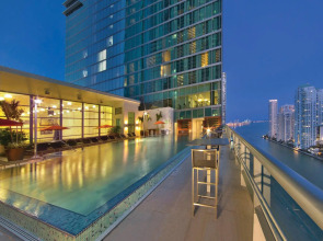 JW Marriott Marquis Miami