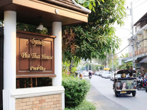 Pha Thai House