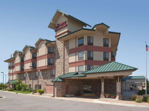 Hampton Inn & Suites Parker