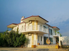 Ova Suites