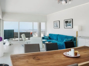 Magical Apartment in Reserva del Higueron Ref 121