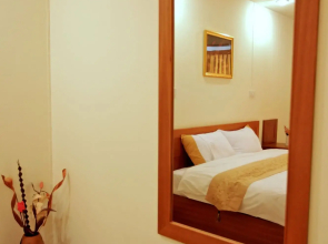 Rafael Mansion Bangkok Aiport