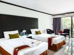 Town In Town Garden Resort