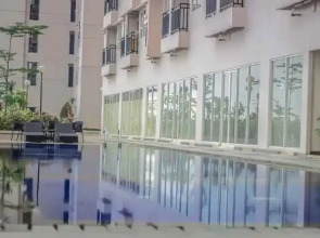 Queen Apartment Margonda Residence 3 & 5 By Chika