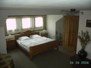 Vintazh Otel Surikova