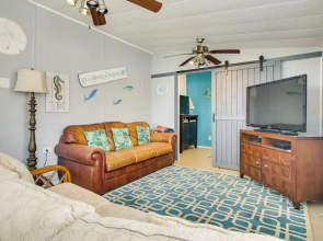 4 Mi to Beach: Home w/ Pool & Golf in Port Isabel!