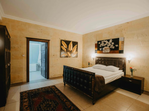 Royal Stone Houses - Goreme