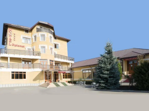 Hotel Diplomat