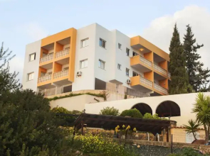 Fakontis Court