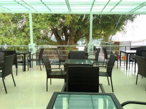 Sea Breeze Resort