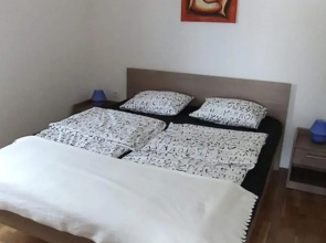 Apartment in Dolac Near the Sea