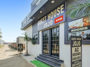 Hotel O Jo Jo