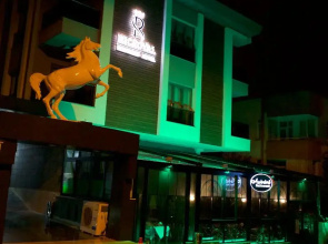 Mic Royal Hotel