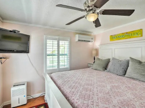 'sea Turtle Suite' Condo w/ Clearwater Beach Views