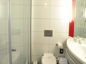 Отель Skopje City Center 