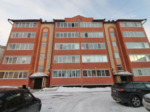 Horosho kak doma on Sakharov Street