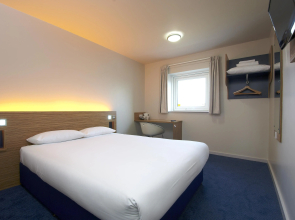 Travelodge Blackburn M65