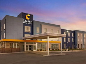 Comfort Inn & Suites Mountain Grove US-60