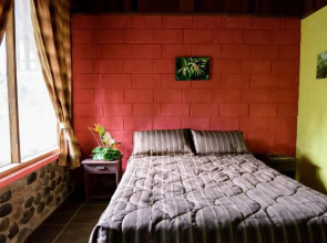 Oro y Luna Lodge