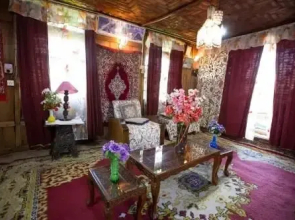 Persian Group of Houseboats