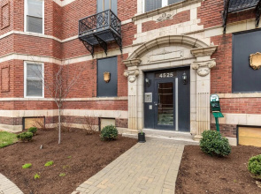 Updated CWE 1BR Near BJC by Zencity