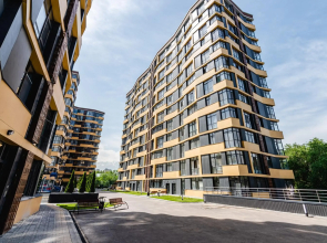 Lamia Residence 1