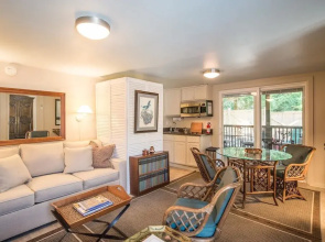 Erie The 213 E Hideaway 1 Bedroom Holiday Home By My Ocean Rentals