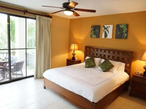 Luxurious Pacifico 2bed condo in Playa Coco