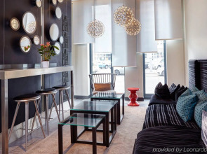 Отель Premier Inn Berlin Alexanderplatz