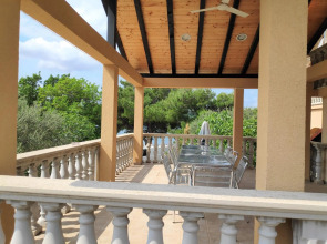 Villa Punta Blava, very quiet, amazing mix of mountain and sea air, ideal for health recovery, beach front, floor heating, internet