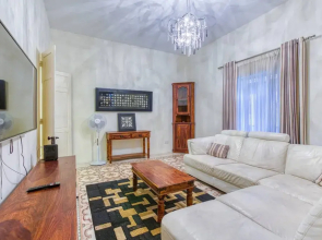 St James the Traditional 4-bed Townhouse Terrace