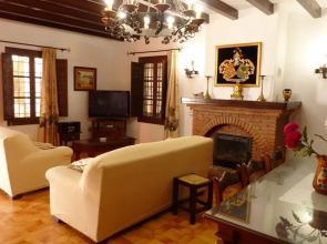 Holiday Home with Private Pool Near Nerja, with a Panoramic Sea View