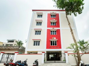 Capital O 48264 Stay Inn Luxury Service Apartments