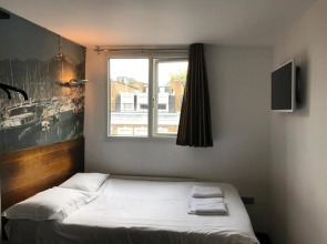 Exhibition Court Hotel 4